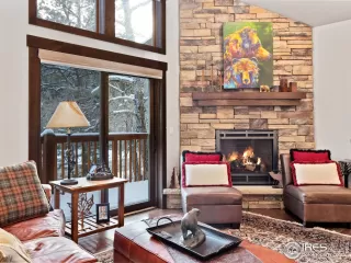 Photo #4: 1014948 Listing