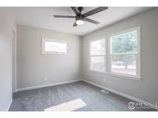 Photo #4: 1014985 Listing