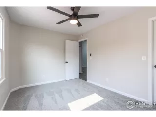 Photo #6: 1014985 Listing