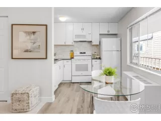 Photo #2: 1014994 Listing