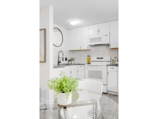 Photo #3: 1014994 Listing