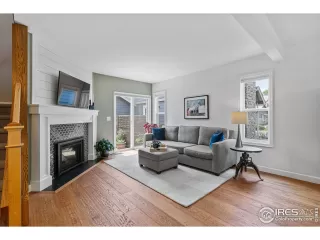 Photo #4: 1015041 Listing 