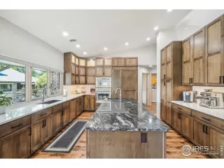 Photo #2: 1015092 Listing 