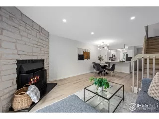 Photo #5: 1015094 Listing 