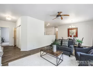 Photo #4: 1015131 Listing