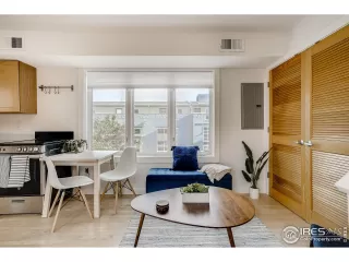 Photo #1: 1015188 Listing