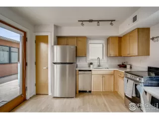 Photo #2: 1015188 Listing