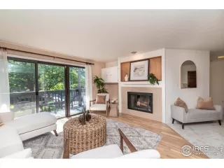 Photo #1: 1015207 Listing