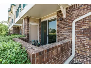 Photo #5: 1015216 Listing