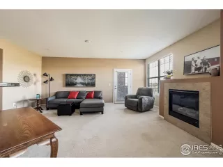 Photo #6: 1015219 Listing