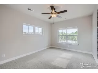 Photo #4: 1015239 Listing