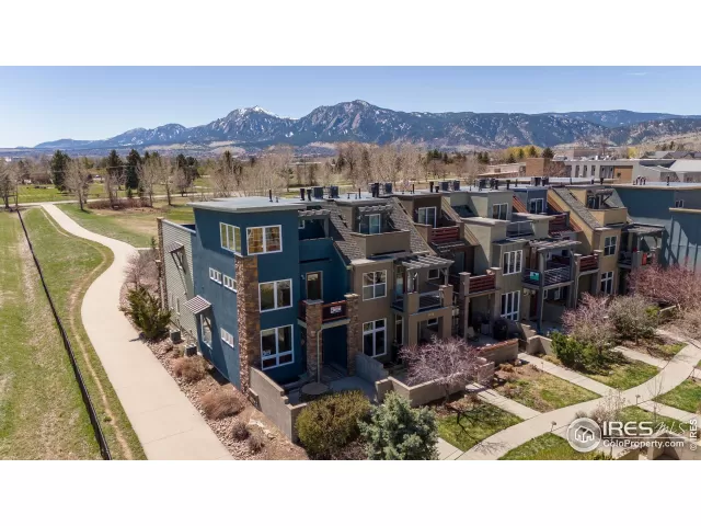 MLS: 1015355 Condo For Sale