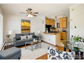 Photo #6: 1015357 Listing