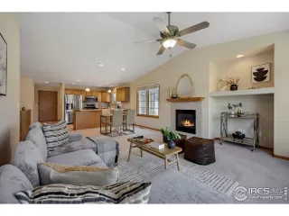 Photo #3: 1015418 Listing