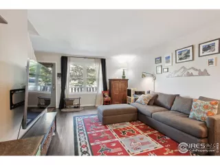 Photo #6: 1015544 Listing