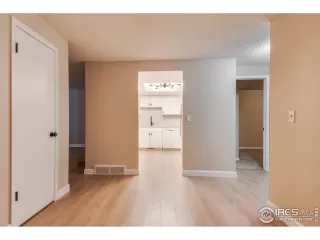 Photo #5: 1015554 Listing