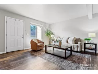 Photo #1: 1015577 Listing