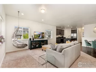 Photo #3: 1015596 Listing