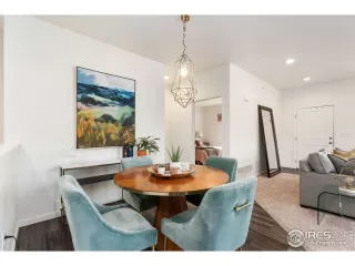 Photo #5: 1015596 Listing