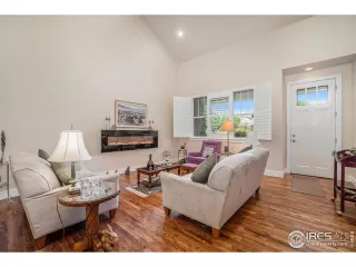 Photo #2: 1015613 Listing