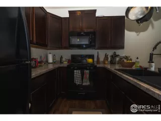 Photo #6: 1015653 Listing