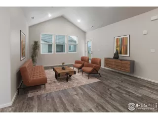 Photo #3: 1015803 Listing