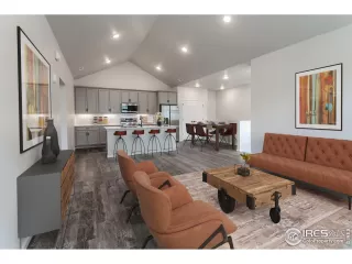 Photo #4: 1015803 Listing