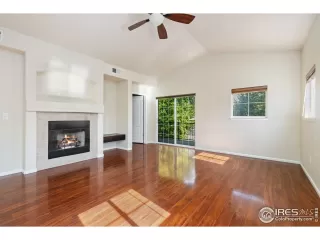 Photo #4: 1015891 Listing