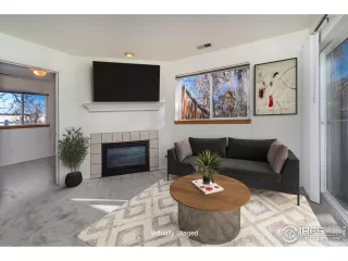 Photo #2: 1015998 Listing