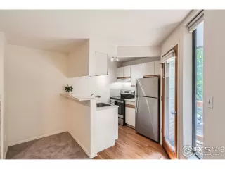 Photo #3: 1016014 Listing