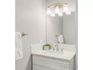 Photo #6: 1016054 Listing