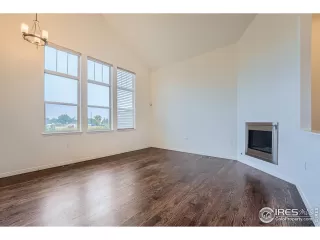 Photo #4: 1016209 Listing