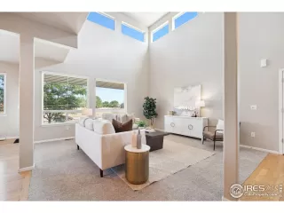 Photo #2: 1016217 Listing