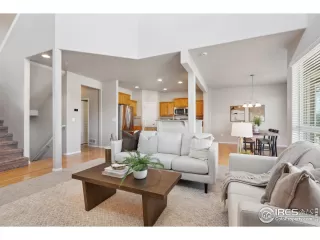 Photo #3: 1016217 Listing