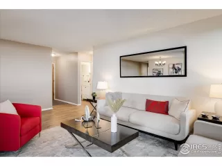 Photo #4: 1016355 Listing 