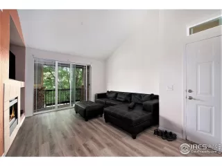 Photo #6: 1016408 Listing