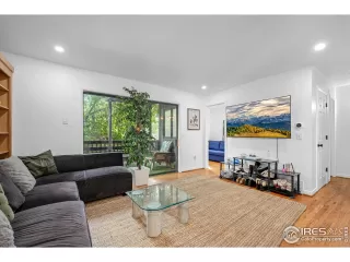 Photo #6: 1016596 Listing 