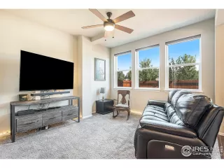 Photo #5: 1016638 Listing