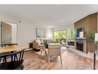 Photo #3: 1016752 Listing