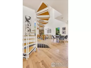 Photo #3: 1016763 Listing