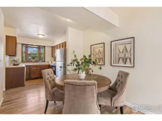 Photo #6: 1016766 Listing