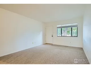 Photo #3: 1016775 Listing