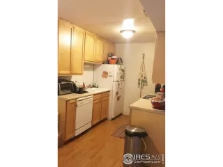 Photo #2: 1016819 Listing