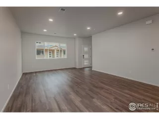 Photo #5: 1016850 Listing