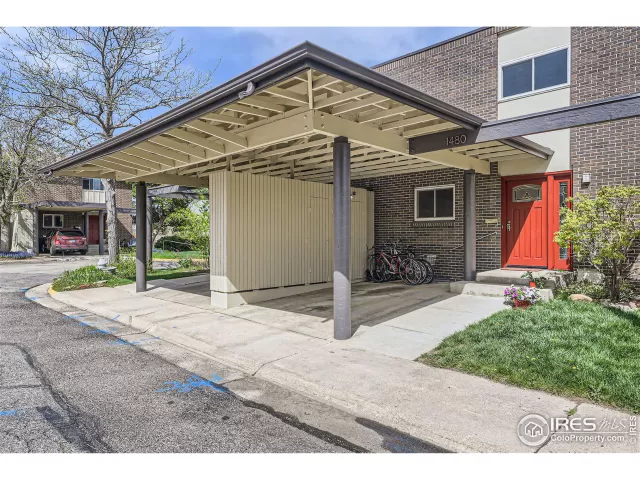 MLS: 1016853 Condo For Sale