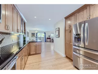 Photo #4: 1016853 Listing