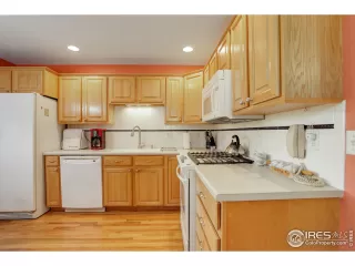 Photo #5: 1016855 Listing 