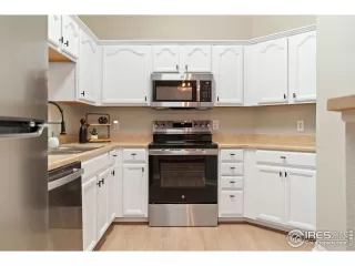 Photo #5: 1016866 Listing