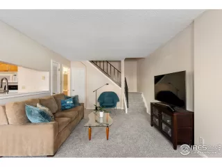 Photo #6: 1017008 Listing 