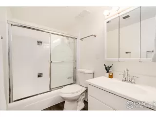 Photo #6: 1017148 Listing 